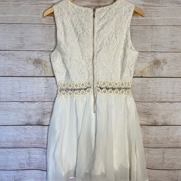 Wapi Lace Ivory Dress Size M NWOT - Picture 6 of 7